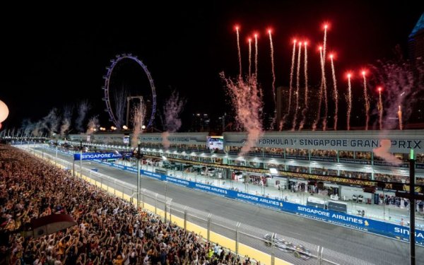 Pit Grandstand Singapore Grand Prix ticket package image
