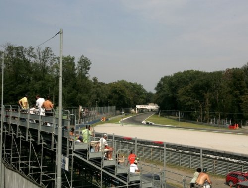 Italian GP 17B Grandstand view - Ascari chicane