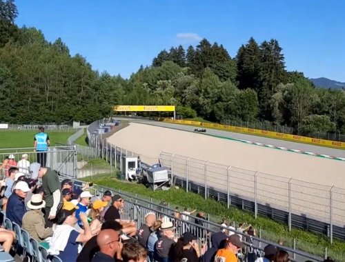 Austrian Grand Prix T8 Grandstand View - Book guaranteed grandstand tickets, hotels and travel with Gullivers Sports Travel