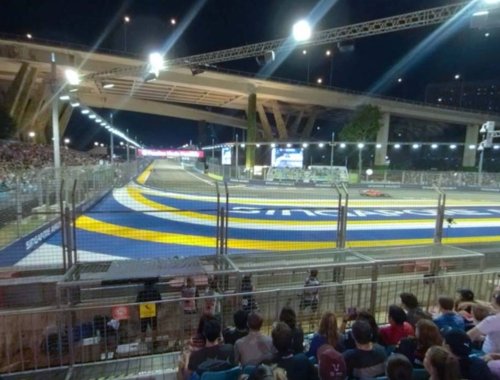Singapore Grand Prix Chicane @ Turn 2 Grandstand
