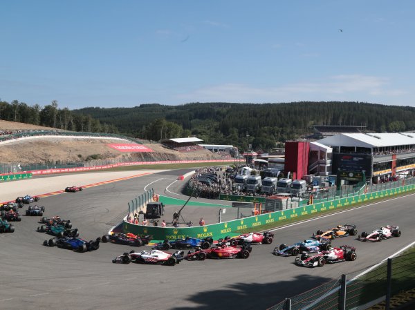 Gold 6 Chicane Covered Grandstand