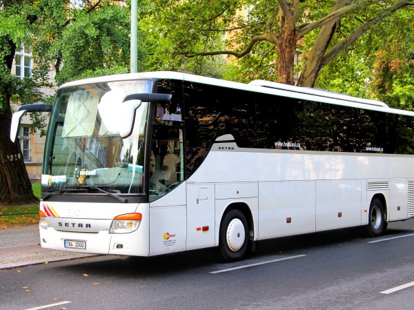 Executive coach travel 