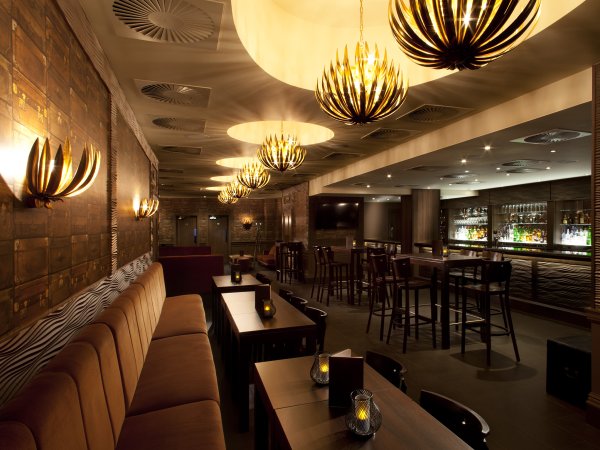 Hotel Bar