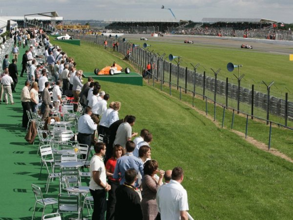 Silverstone Six Terrace Silverstone Six Terrace
