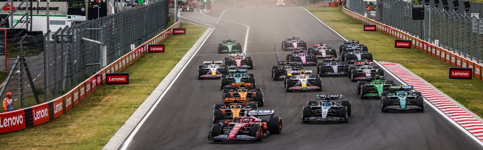 Book the Hungarian Formula 1 Grand Prix ticket package with ticket options and hotel in Budapest - image