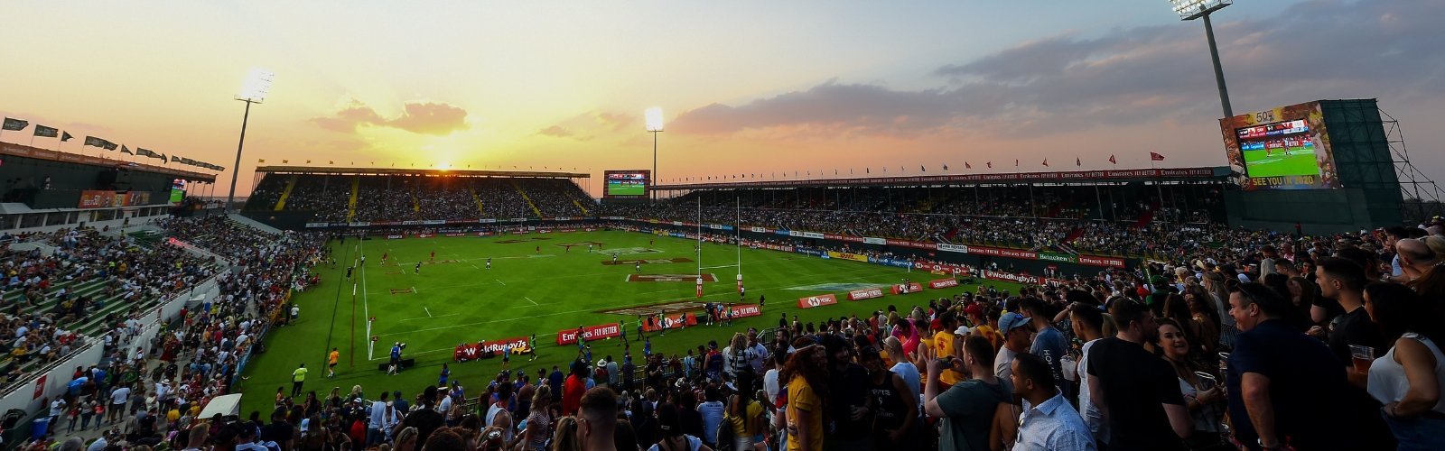 Book Official Dubai 7s 2026 ticket packages  - Gullivers Sports Travel banner image