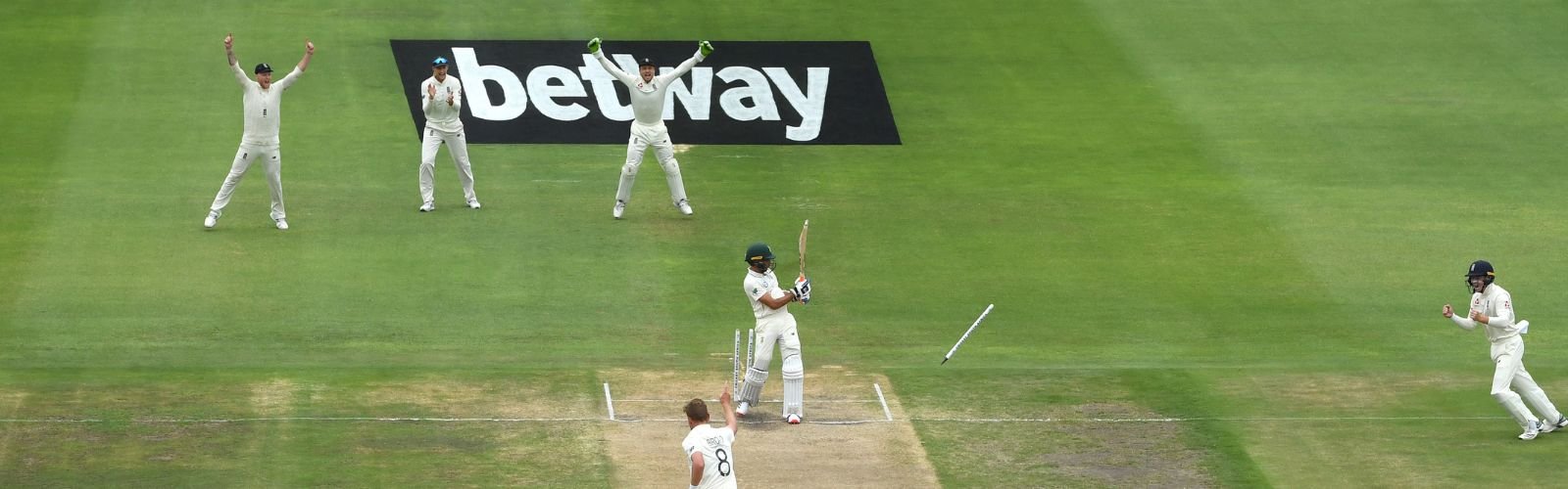 Gullivers Sports Travel Second and Third Test