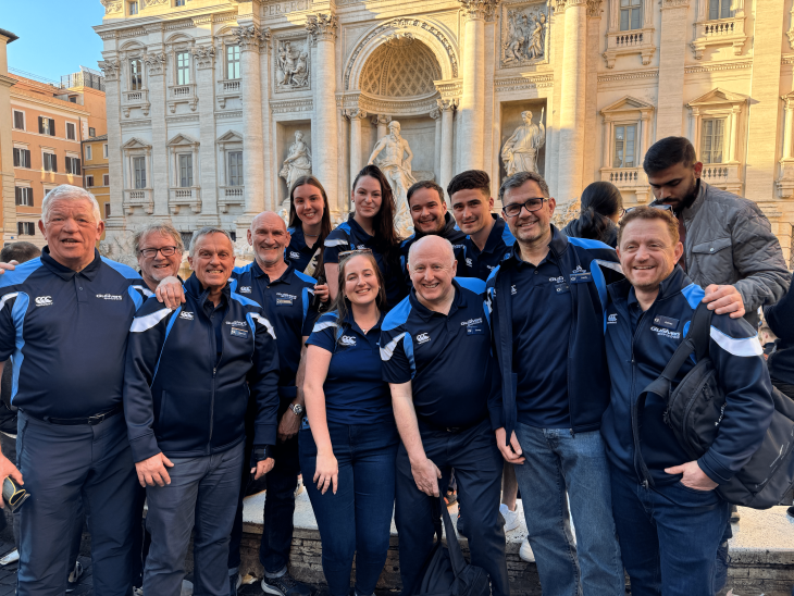 Gullivers staff at Trevi fountain