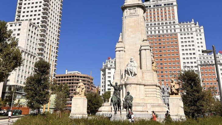 Explore Madrid with Gullivers Sports Travel