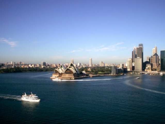 Sydney Harbour Experience Cruise image