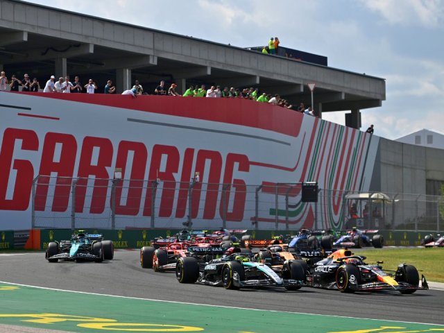 Hungarian Formula 1 Grand Prix ticket package for F1 fans with Grandstand options, hotel, travel and more. Watch F1 at Hungaroring live image