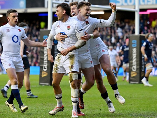 Official Twickenham Stadium hospitality packages to watch England Rugby with premium tickets (2).jpg