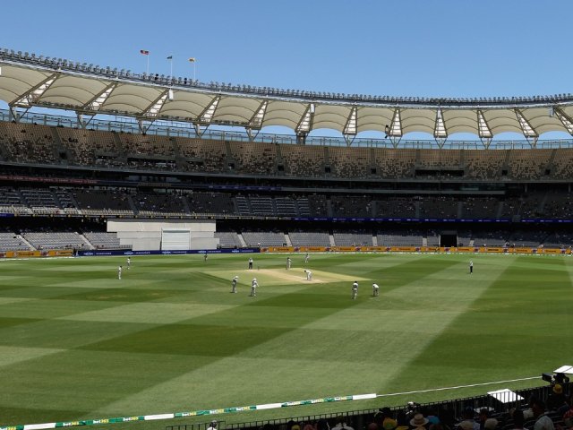 The 2025-2026 NRMA Insurance Ashes Series Official Ticket Package to watch the 1st & 2nd Tests – image