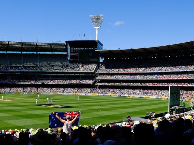 The 2025-26 NRMA Insurance Ashes Series Official Ticket Package to watch the 3rd & 4th Test matches – Googly – Platinum image