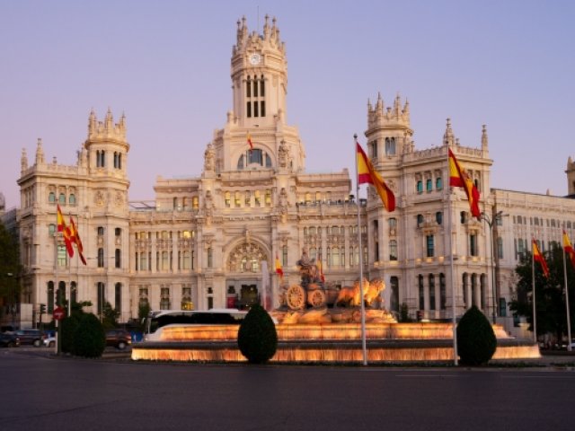 Spanish Formula 1 Grand Prix Madrid ticket package for F1 motorsport fans - image