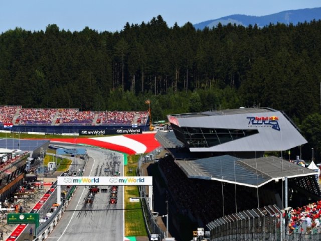 Austrian F1 Grand Prix Formula 1 race ticket with accommodation in Graz - image