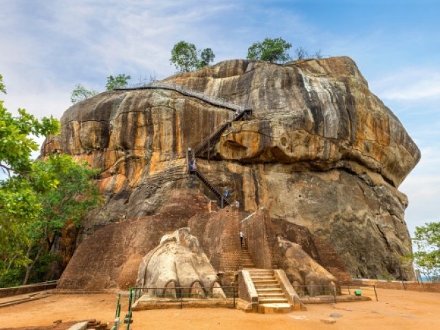 Book Sri Lanka v England 2026 ticket package with Sigiriya Rock excursion - image