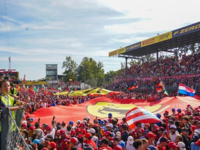Book Italian Formula 1 Grand Prix Monza ticket package with hotel accommodation in Como - image
