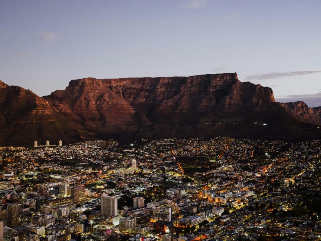 Book Official Edinburgh Rugby supporters Tour to South Africa 2026 - United Rugby Championship. Ticket, travel and accommodation package.