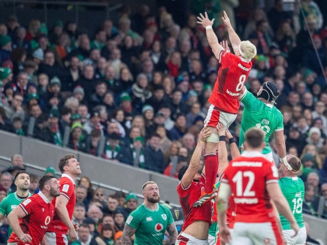 Book official Ireland v Wales Guinness Men's Six Nations 2026 ticket packages with Gullivers Sports Travel - image