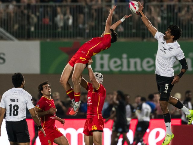 Book Official Dubai 7s 2026 ticket packages  - Gullivers Sports Travel