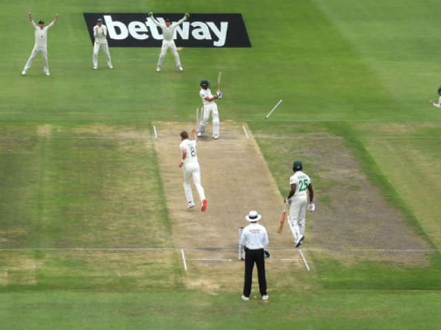 Book South Africa v England 2026-27 cricket tour to watch 1st & 2nd Test matches and follow England in South Africa with Gullivers Sports Travel - image