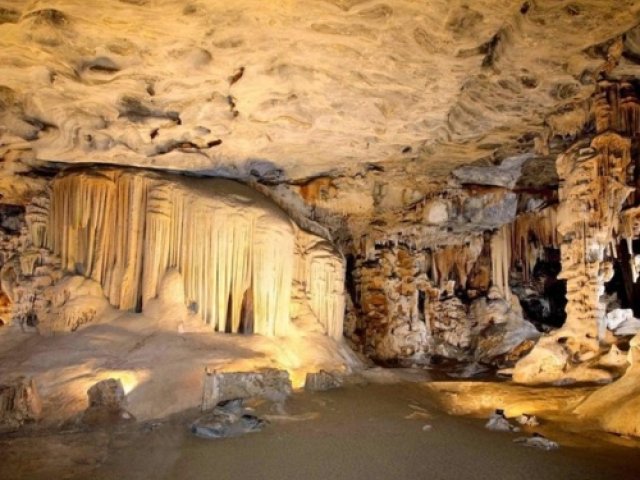 Cradle of Humankind & Sterkfontein Caves excursion add on