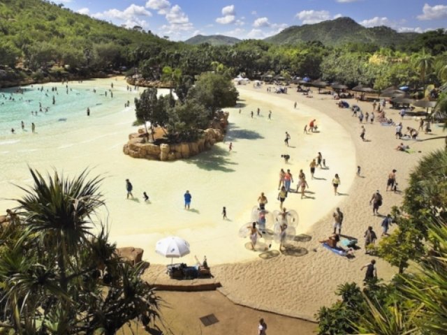 Sun City & Pilanesberg Safari Day Trip excursion add on