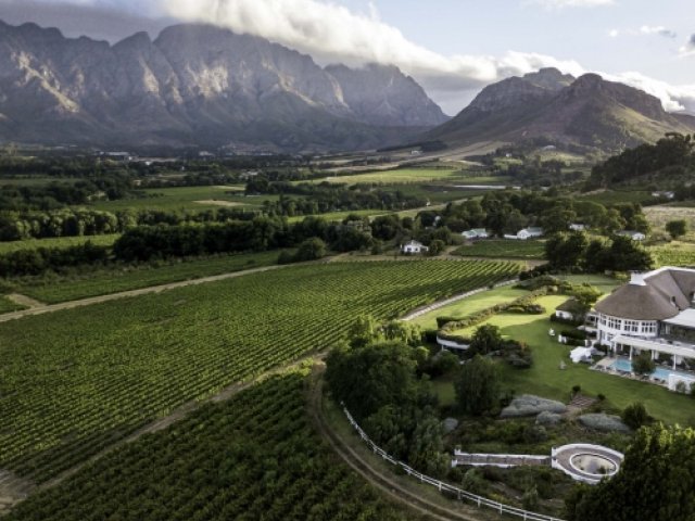 Book South Africa v England 2026-27 cricket - Constantia wine tour excursion - image