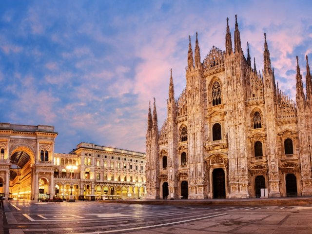 Book Official Italian Grand Prix 2027 F1 ticket and 4 night hotel package staying in Milan with Gullivers Sports Travel