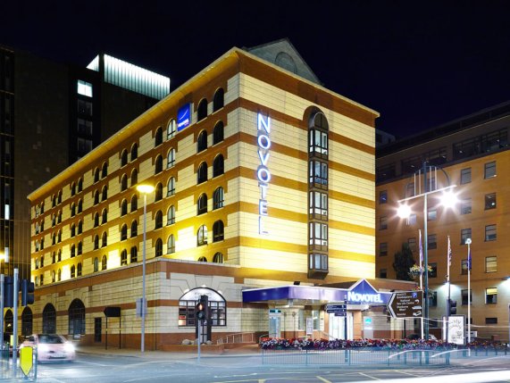 Novotel Birmingham Centre exterior 