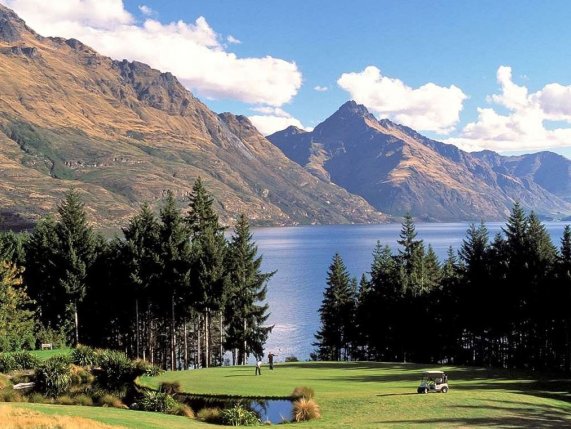 Novotel Queenstown Lakeside - golf image