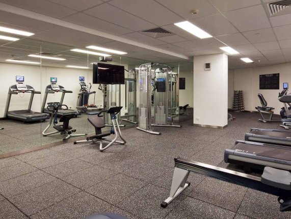 Hilton Surfers Paradise hotel gym image