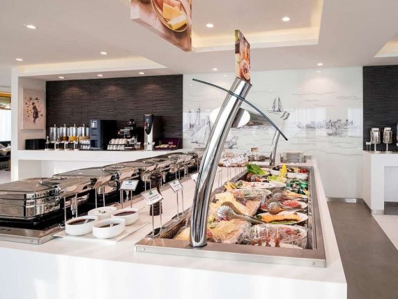 Hotel Ibis Styles Manama Diplomatic Area Bahrain food