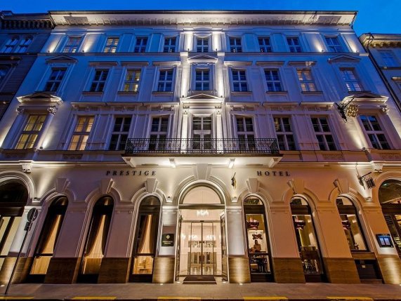 Prestige Hotel Budapest exterior