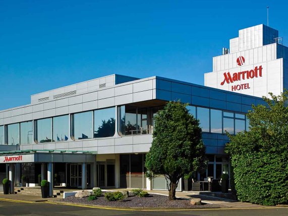 Edinburgh Marriott Hotel exterior 