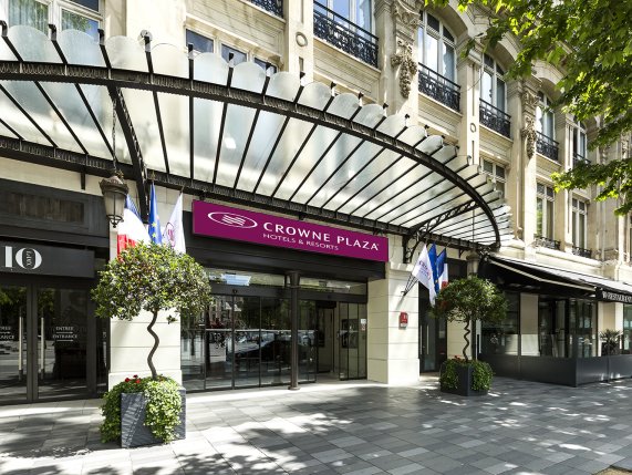 Crowne Plaza Paris Republique hotel exterior 