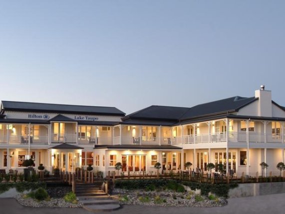 Hilton Lake Taupo exterior 