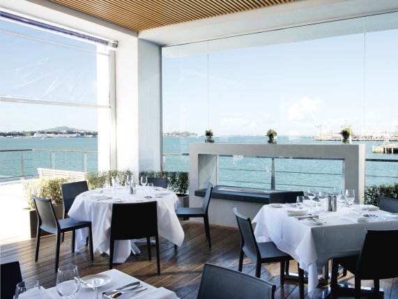Hilton Auckland fish restaurant out door terrace 