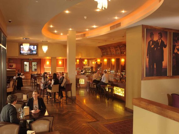 Royal Marine Hotel bar 