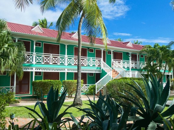 Grand Pineapple hotel exterior