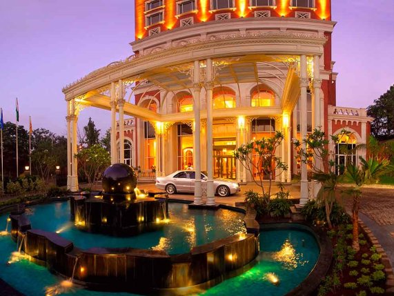 ITC Grand Hotel exterior 