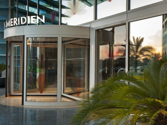 Le Royal Meridien Abu Dhabi entrance 