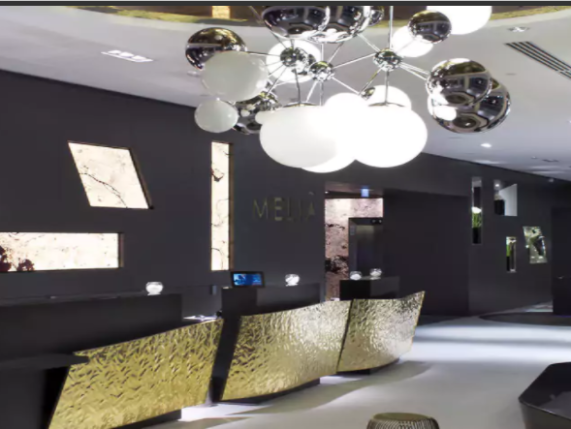 AC Hotel Paris La Defense reception area 