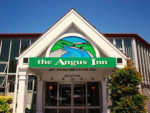 The Angus Inn exterior 