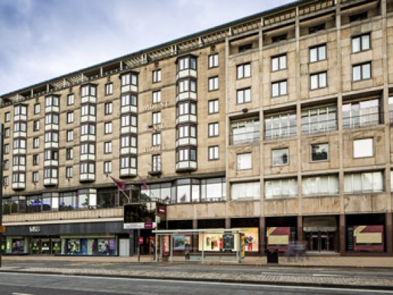 Mercure Edinburgh exterior 