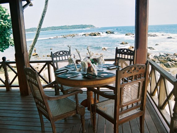 Dikwella Resort & Spa restaurant balcony 