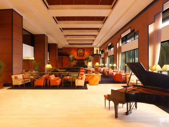 Trident Nariman point hotel lobby 