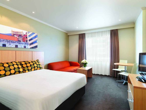 Travelodge sydney hotel double room 