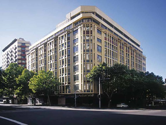 Vibe hotel Sydney exterior 
